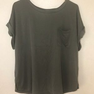 Green pocketed shirt